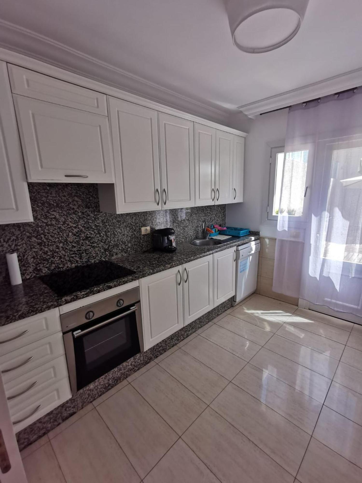 Relax And Enjoy In Tenerife Sud! Villa Chayofa Bagian luar foto